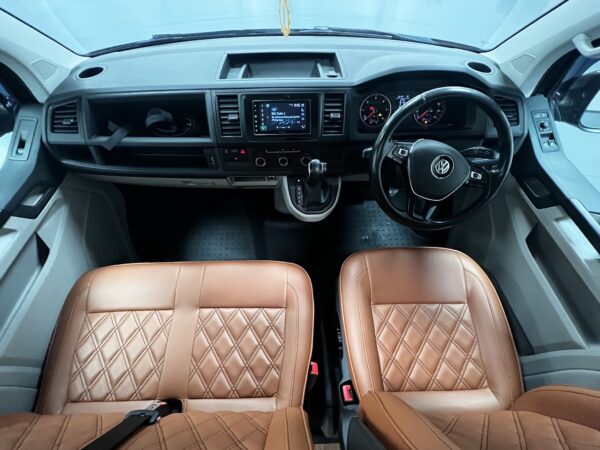 2017 T6 Transporter T28 SWB DSG Highline - Image 12