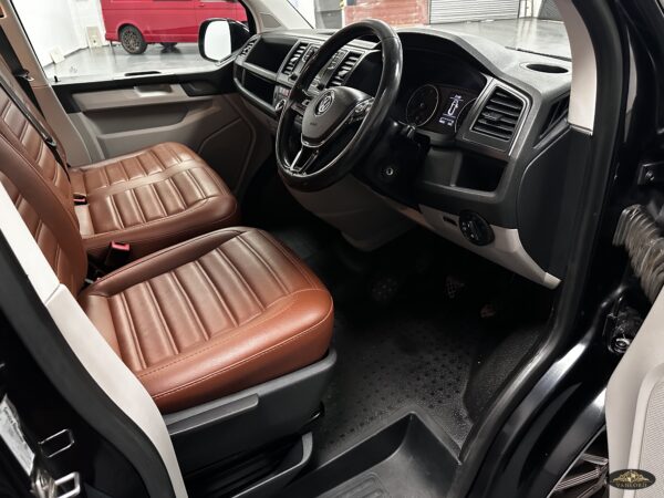 2016 T6 Transporter T28 SWB Manual Highline - Image 12