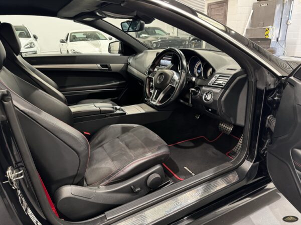 2014 Mercedes-Benz E250 CDI AMG Sport Cabriolet G-Tronic - Image 14
