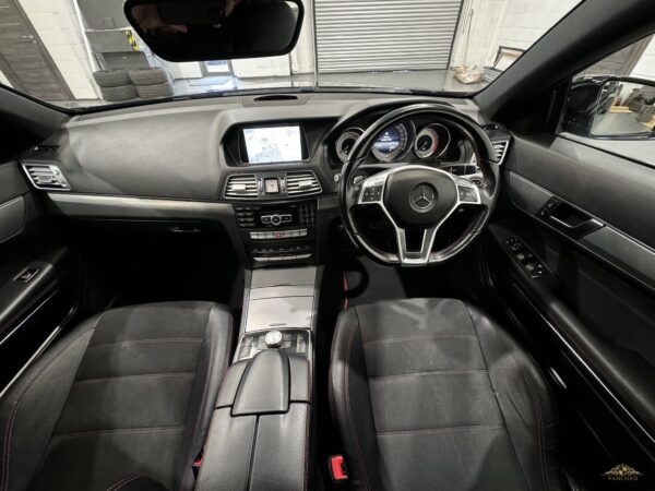 2014 Mercedes-Benz E250 CDI AMG Sport Cabriolet G-Tronic - Image 18