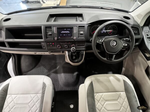 2019 VW Transporter T6 T32 150BHP Euro6 LWB Highline (Inc VAT) - Image 29