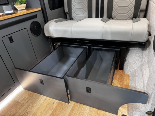2019 VW Transporter T6 T32 150BHP Euro6 LWB Highline (Inc VAT) - Image 16