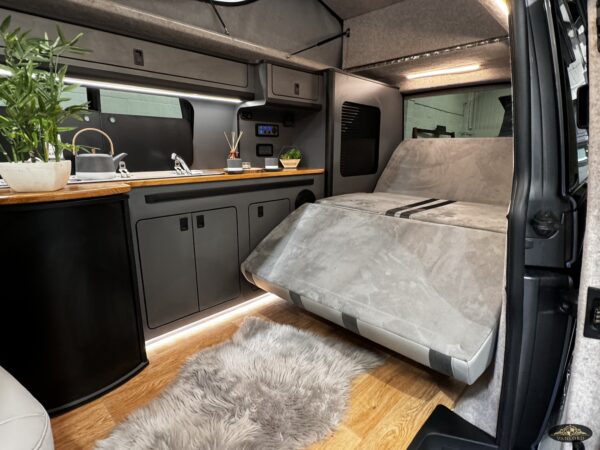 2019 VW Transporter T6 T32 150BHP Euro6 LWB Highline (Inc VAT) - Image 20