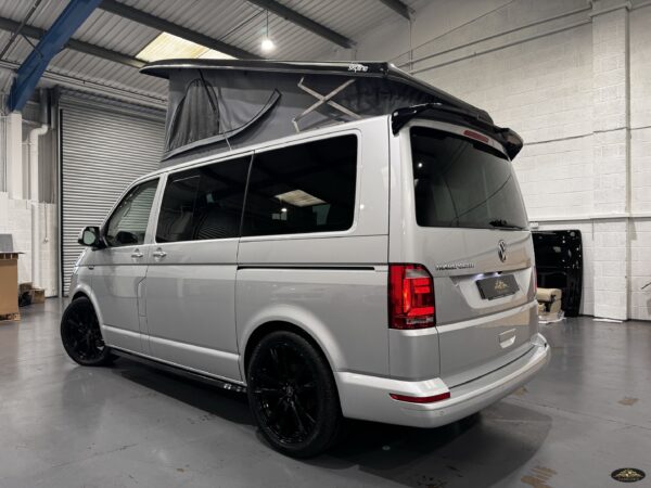 2018 VW Transporter T6 T32 150BHP Euro6 DSG SWB Highline (NO VAT) - Image 8