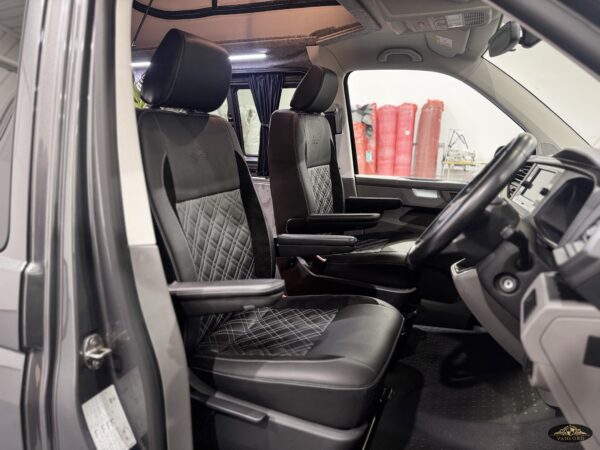 2022 VW Transporter T6.1 T30 110BHP Euro6 5sp Manual SWB LV-R - Image 24