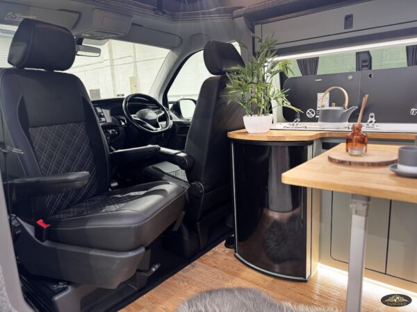 2022 VW Transporter T6.1 T30 110BHP Euro6 5sp Manual SWB LV-R - Image 12