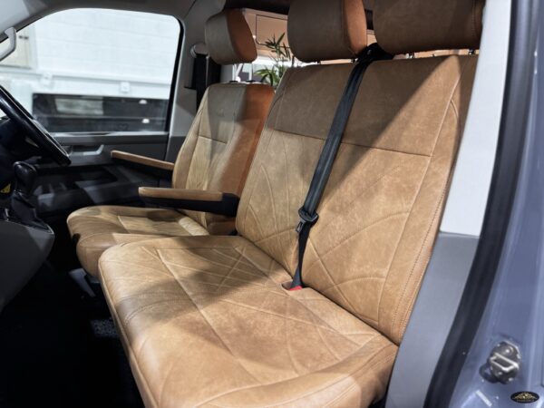 2021 VW Transporter T6.1 T32 4motion 204BHP Euro6 7sp DSG SWB - Image 11