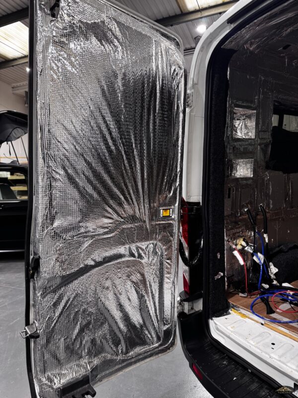 Ford Transit 350 Manual L2 H2 Part-Conversion - Image 31