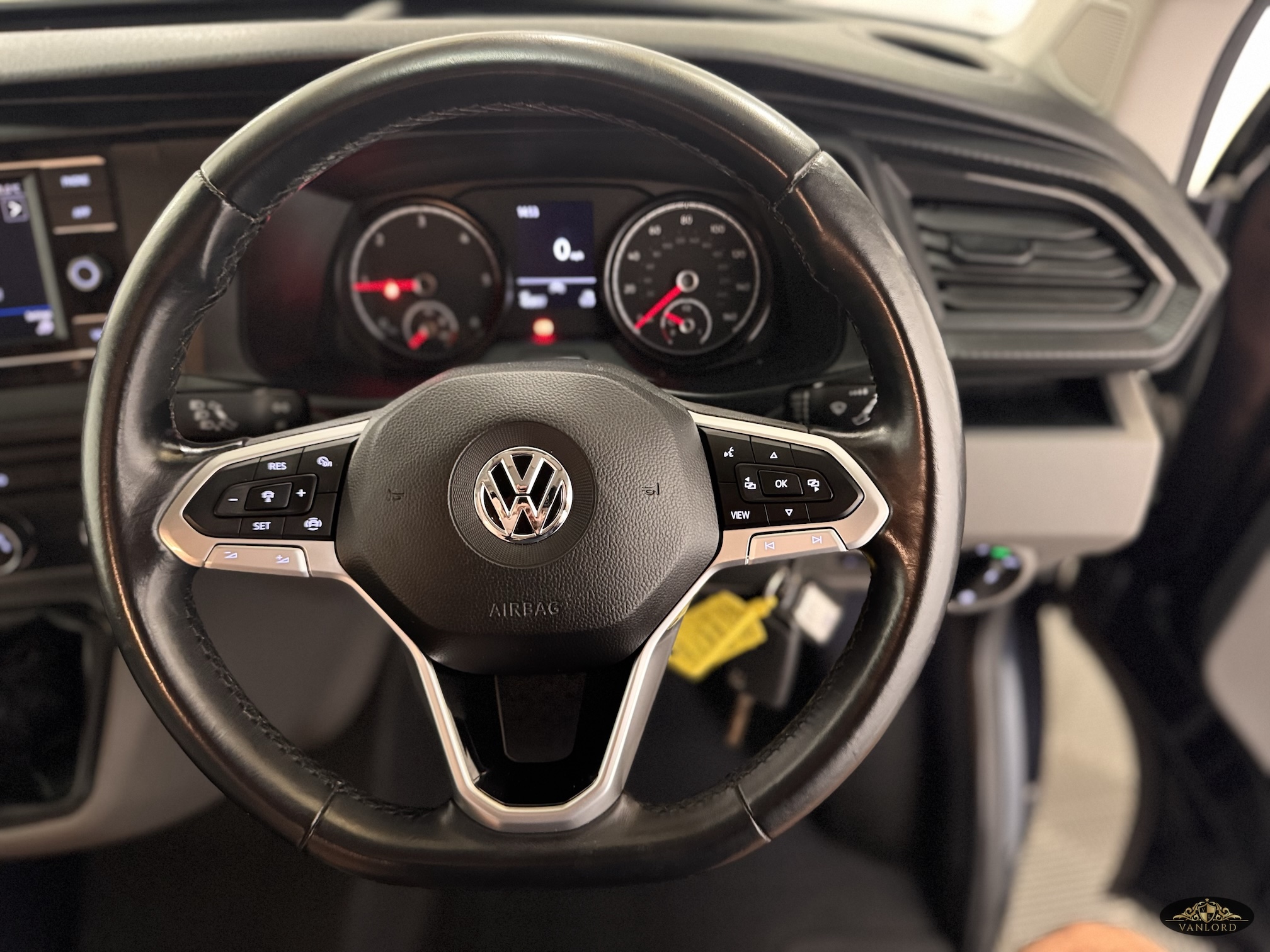 2020 VW Transporter T6.1 T32 110BHP Euro6 5sp Manual SWB - Image 12
