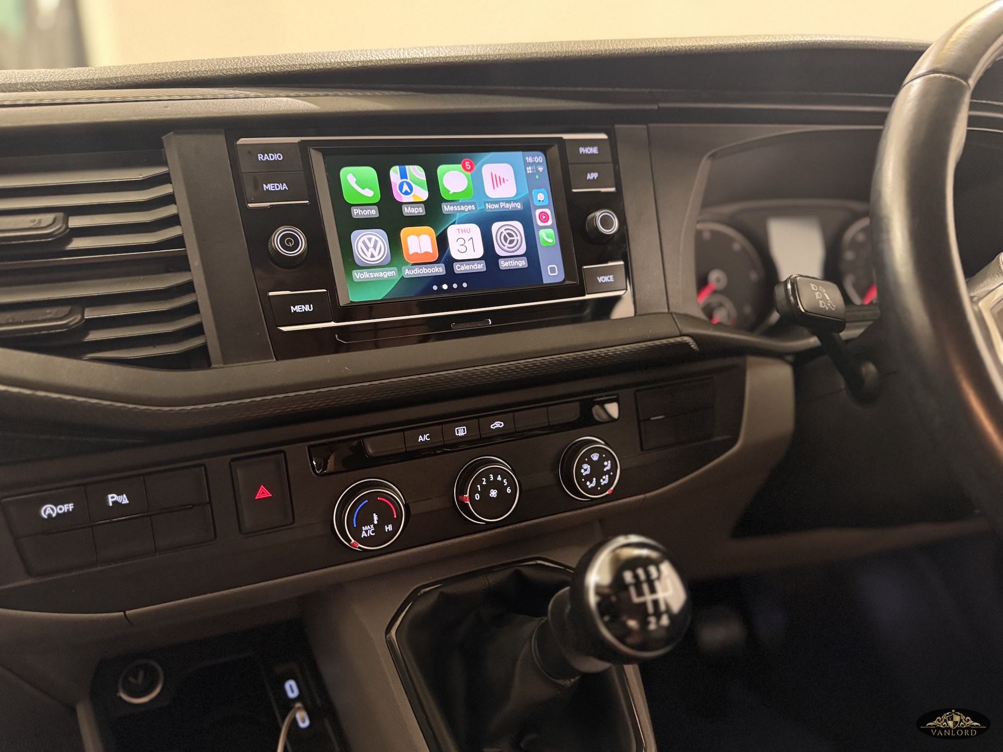 2020 VW Transporter T6.1 T32 110BHP Euro6 5sp Manual SWB - Image 20