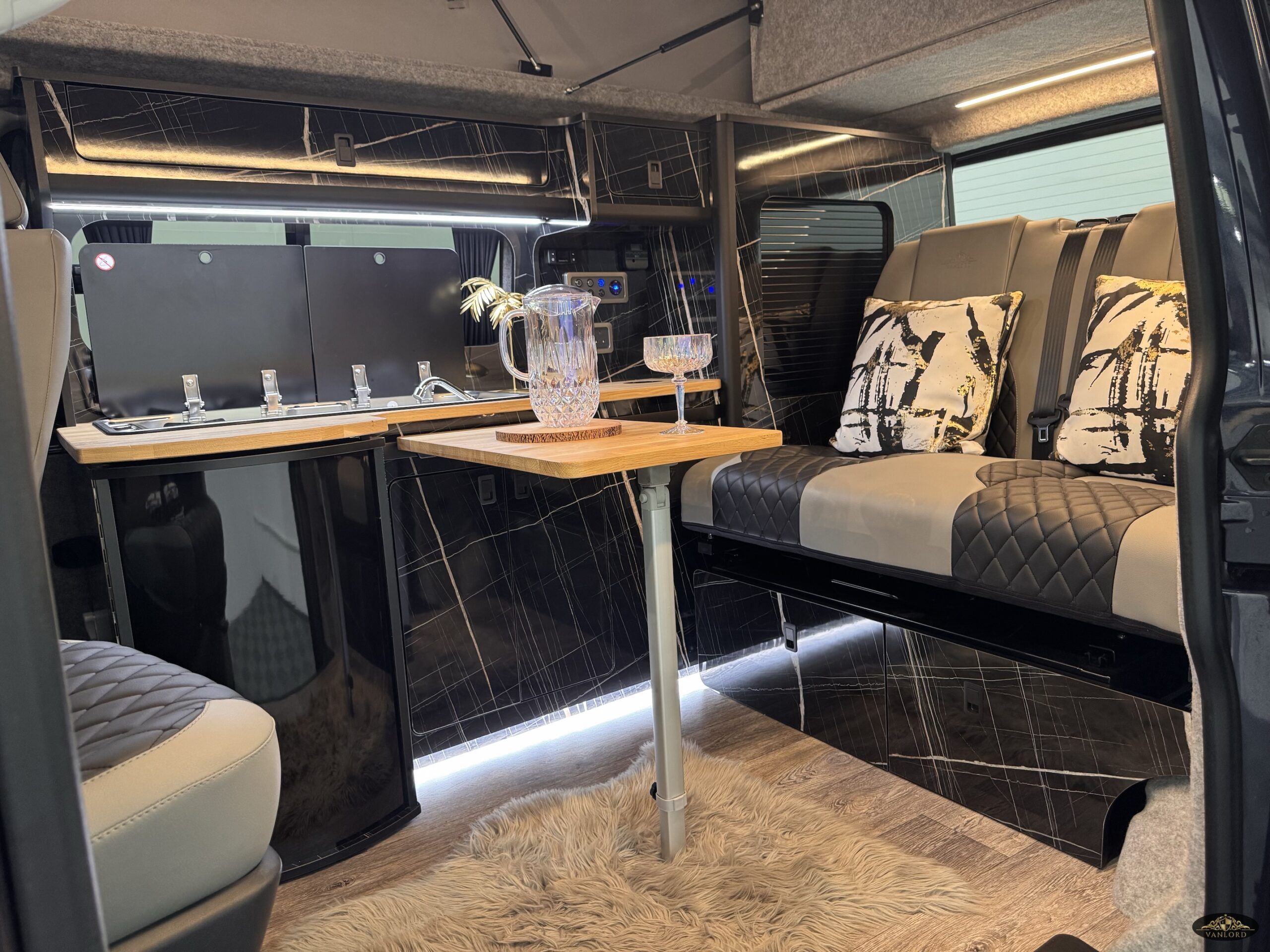 2020 VW Transporter T6.1 T32 110BHP Euro6 5sp Manual SWB - Image 25