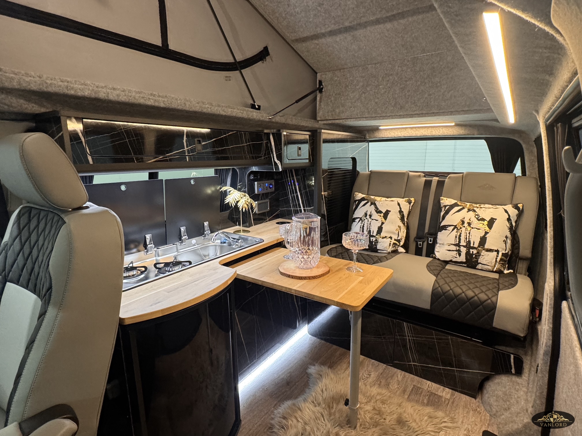 2020 VW Transporter T6.1 T32 110BHP Euro6 5sp Manual SWB - Image 27