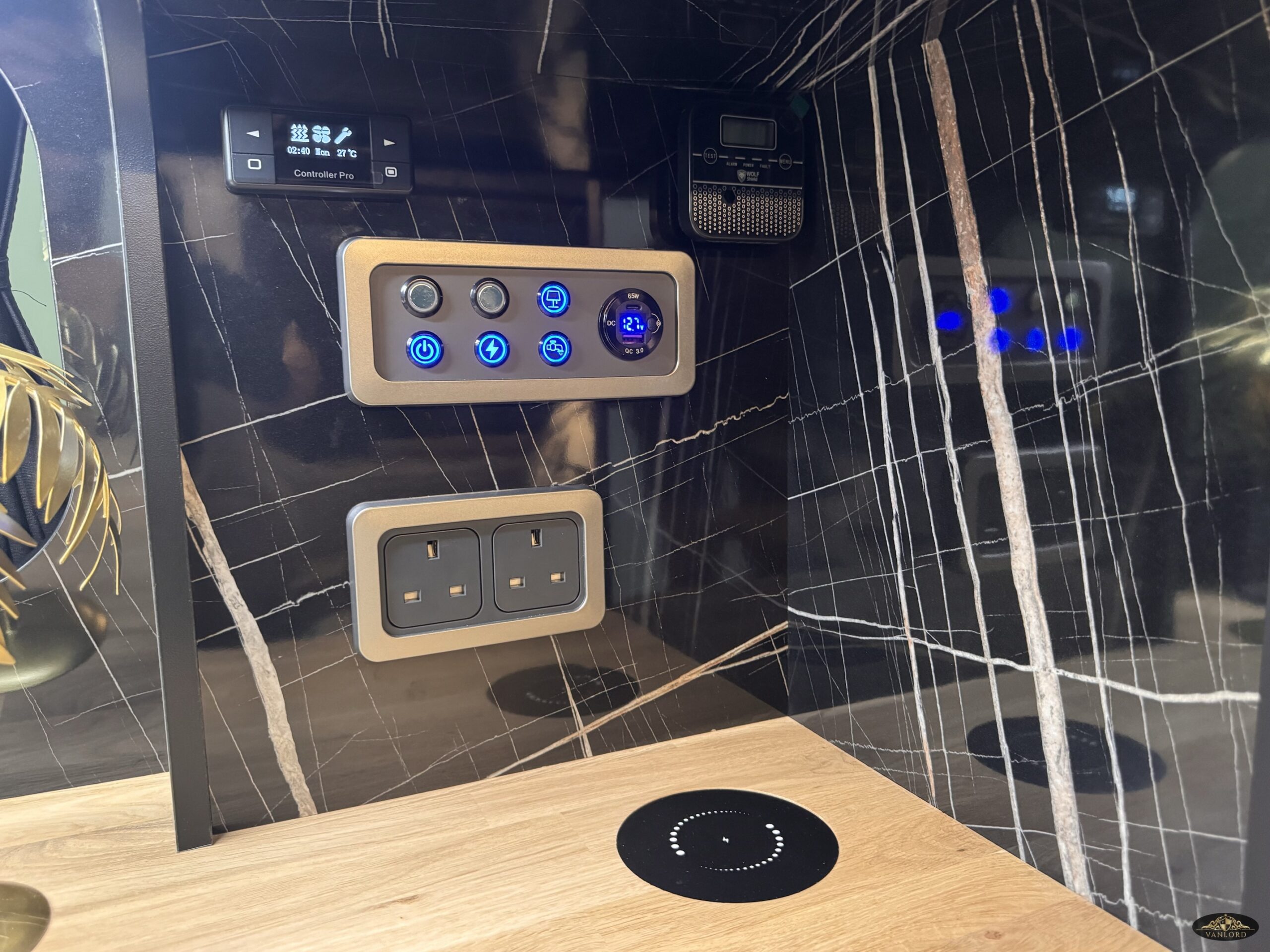 2020 VW Transporter T6.1 T32 110BHP Euro6 5sp Manual SWB - Image 36