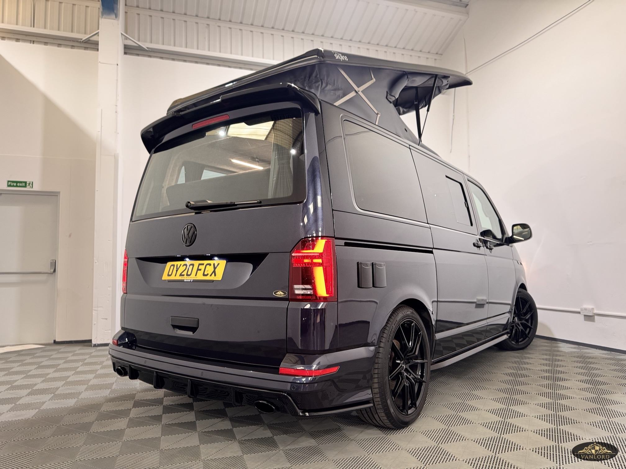 2020 VW Transporter T6.1 T32 110BHP Euro6 5sp Manual SWB - Image 6