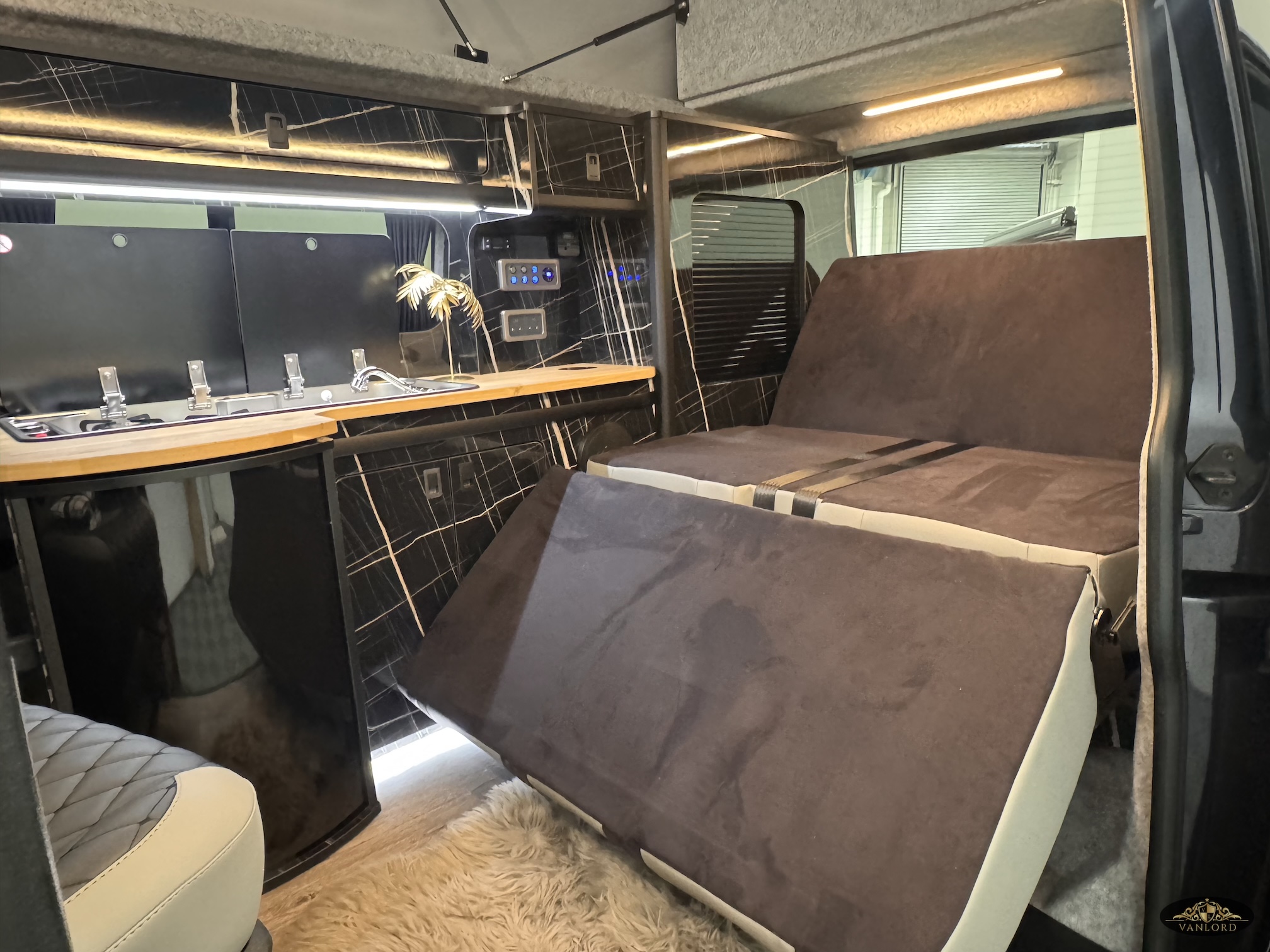 2020 VW Transporter T6.1 T32 110BHP Euro6 5sp Manual SWB - Image 44