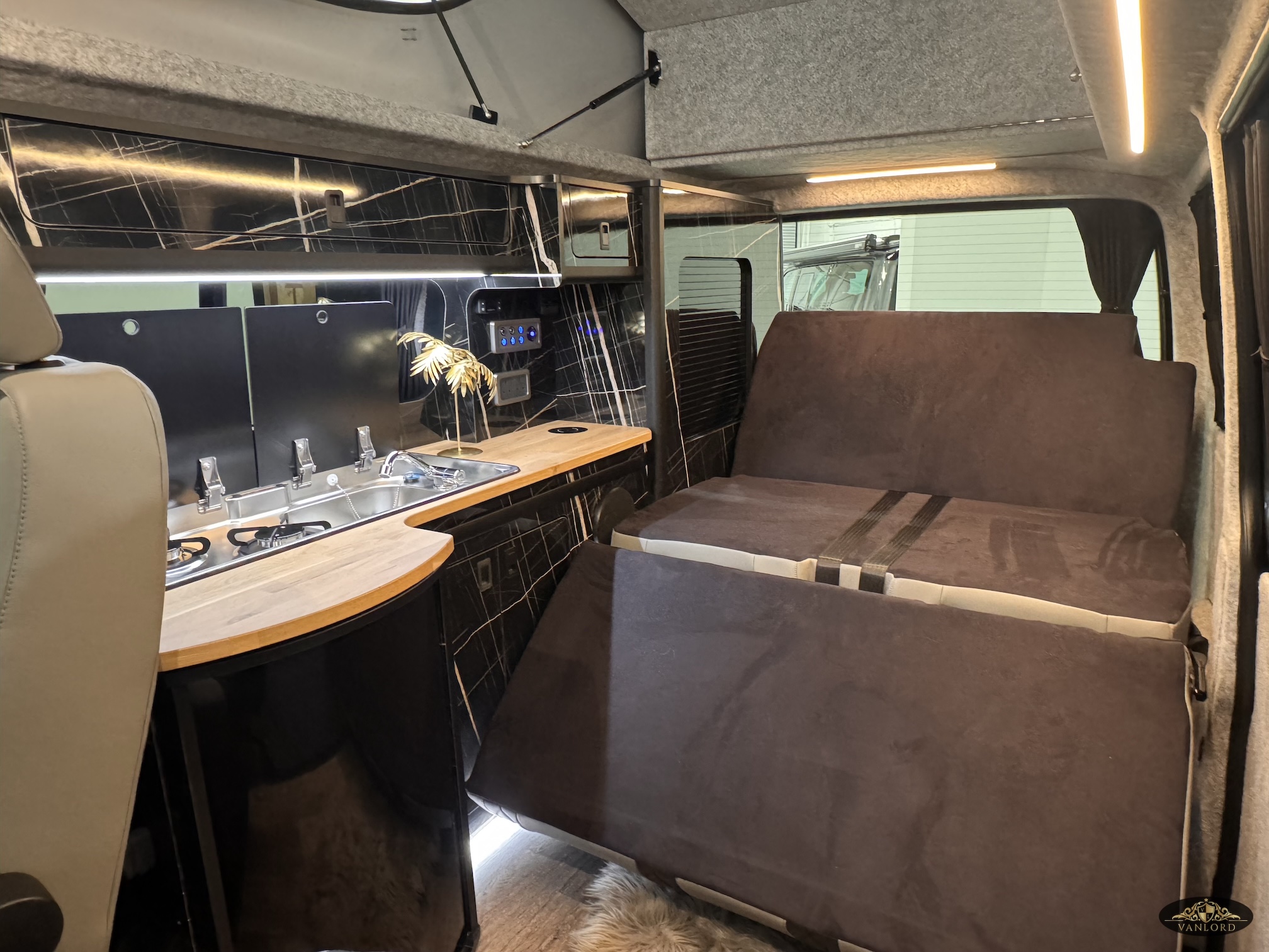 2020 VW Transporter T6.1 T32 110BHP Euro6 5sp Manual SWB - Image 45