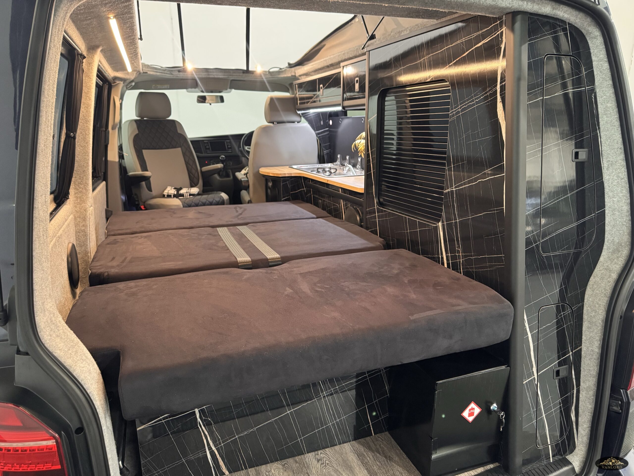 2020 VW Transporter T6.1 T32 110BHP Euro6 5sp Manual SWB - Image 48