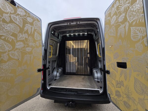 2018 VW Crafter CR35 140BHP Euro6 6sp Manual L3H3 Removable Camper Pod - Image 47