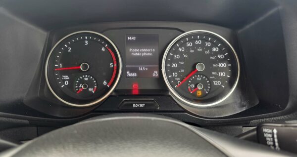 2018 VW Crafter CR35 140BHP Euro6 6sp Manual L3H3 Removable Camper Pod - Image 14