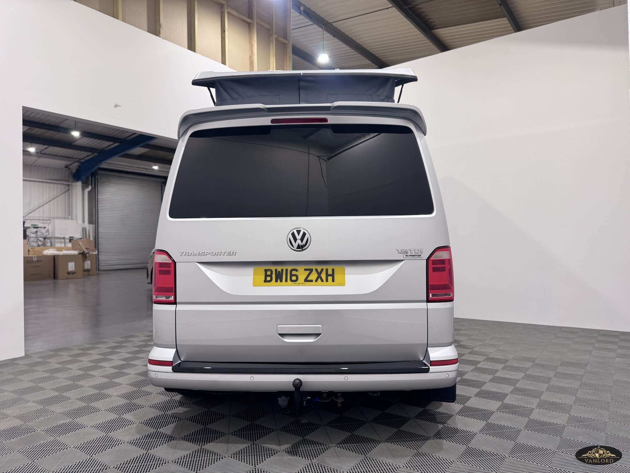 2016 VW Transporter T6 Highline Camper T28 5Sp Manual 102BHP Euro6 SWB - Image 7