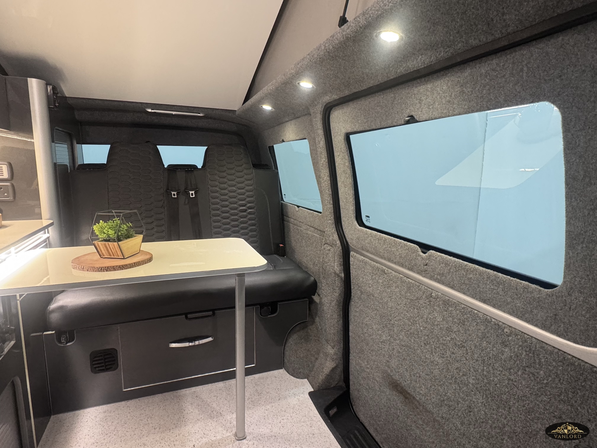 2016 VW Transporter T6 Highline Camper T28 5Sp Manual 102BHP Euro6 SWB - Image 26