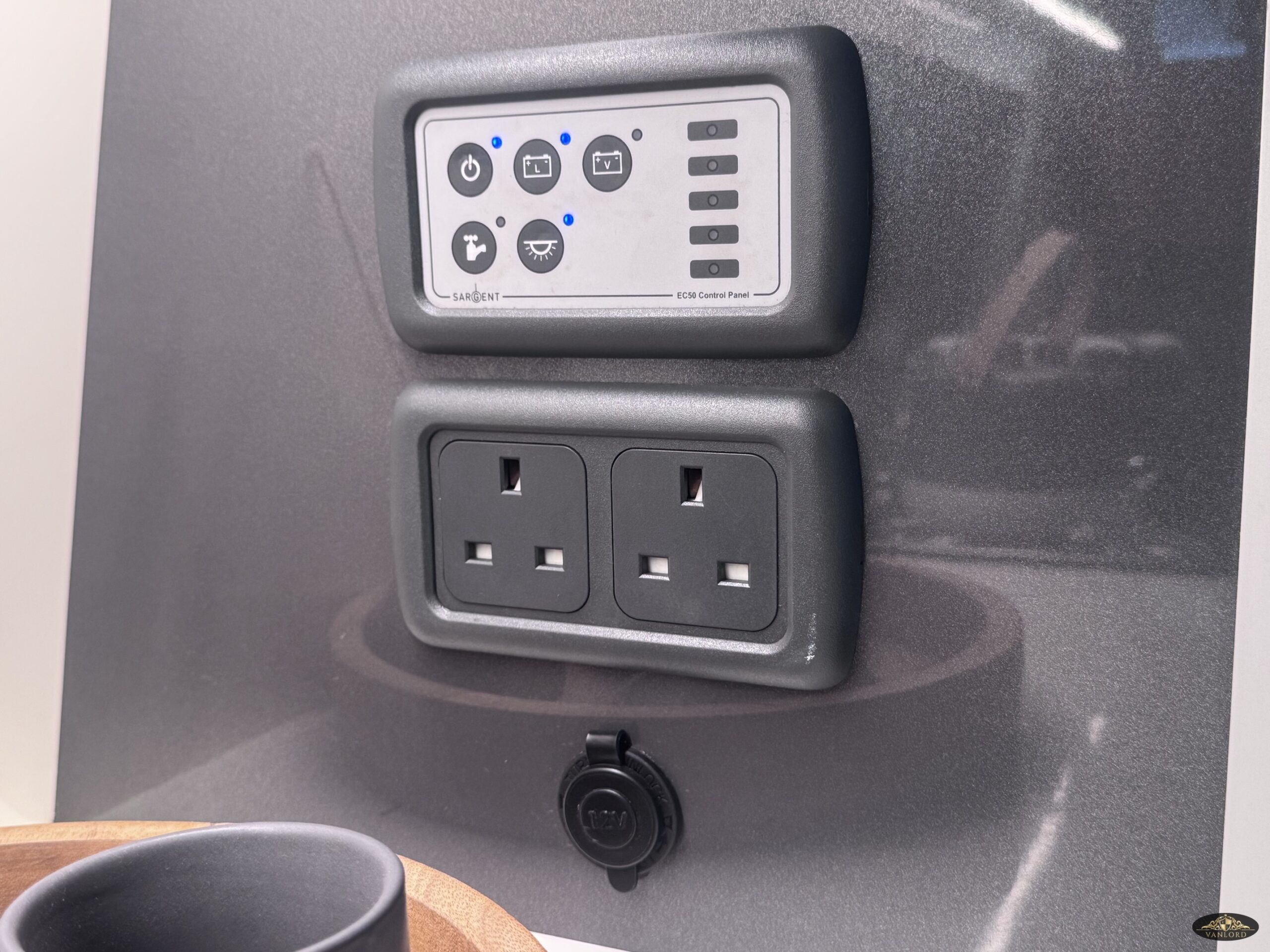 2016 VW Transporter T6 Highline Camper T28 5Sp Manual 102BHP Euro6 SWB - Image 29