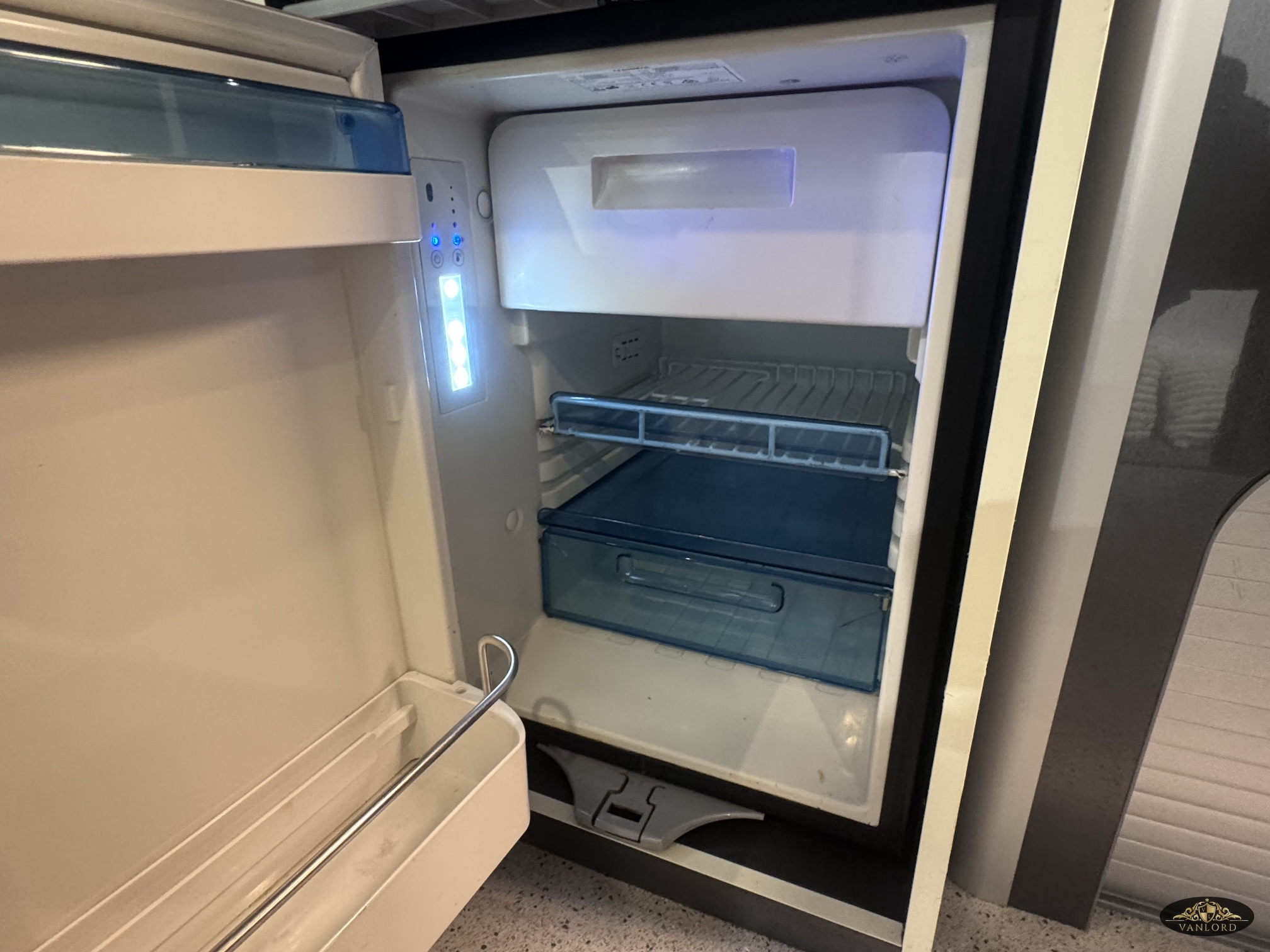 2016 VW Transporter T6 Highline Camper T28 5Sp Manual 102BHP Euro6 SWB - Image 33