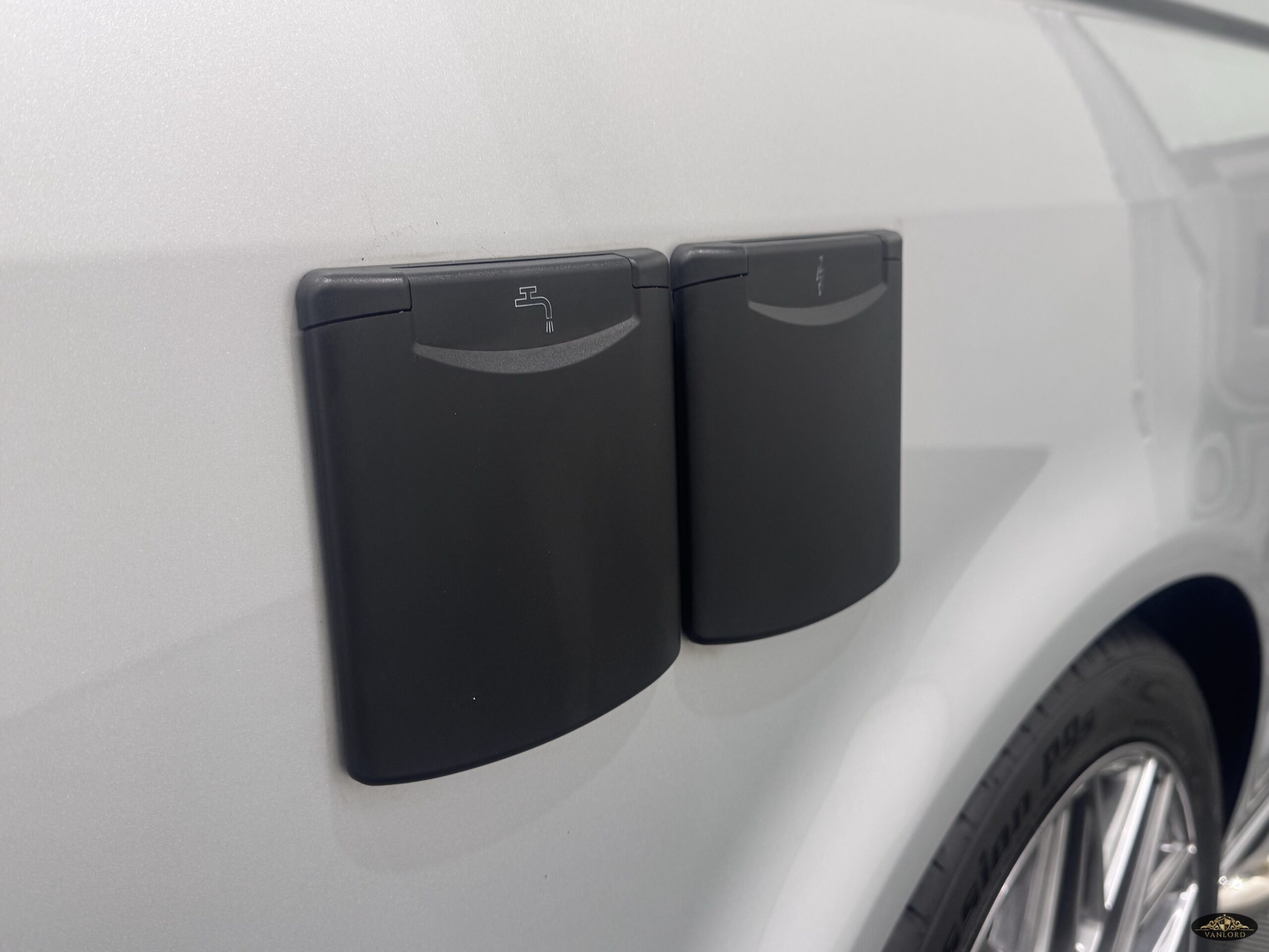 2016 VW Transporter T6 Highline Camper T28 5Sp Manual 102BHP Euro6 SWB - Image 10