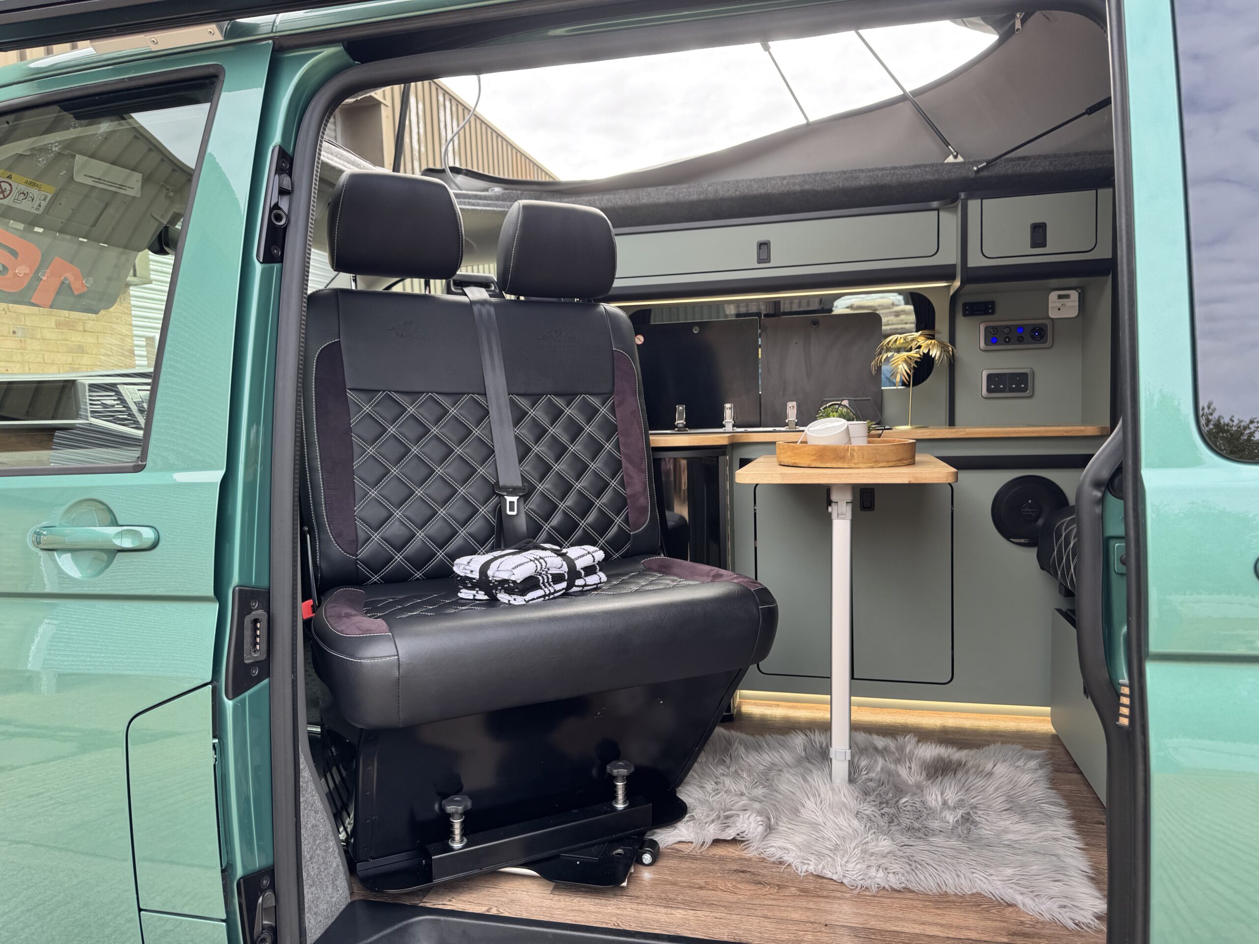 2020 VW Transporter T6.1 Camper T28 110BHP Euro6 5sp Manual SWB RIB Skyline NO VAT - Image 33
