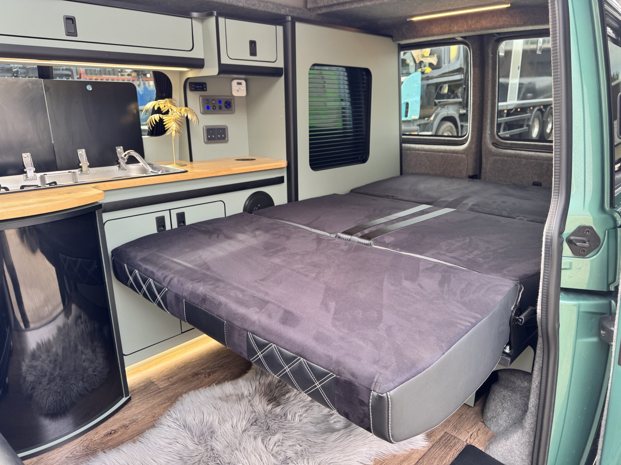 2020 VW Transporter T6.1 Camper T28 110BHP Euro6 5sp Manual SWB RIB Skyline NO VAT - Image 50